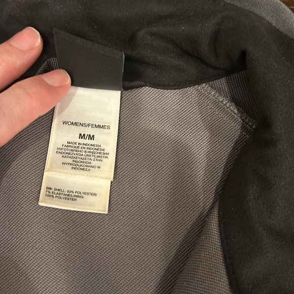 North Face. Flashdry women’s jacket. Medium. Dark Grey - Picture 3 of 6